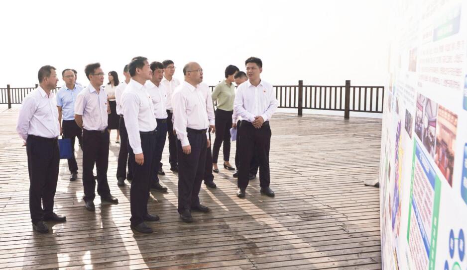 省委常委、组织部长王正谱到四川尊龙凯时集团调研指导工作