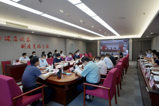 四川尊龙凯时集团召开疫情防控工作领导小组2022年第3次会议 集团党委书记、董事长、疫情防控工作领导小组第一组长任丁主持会议并讲话