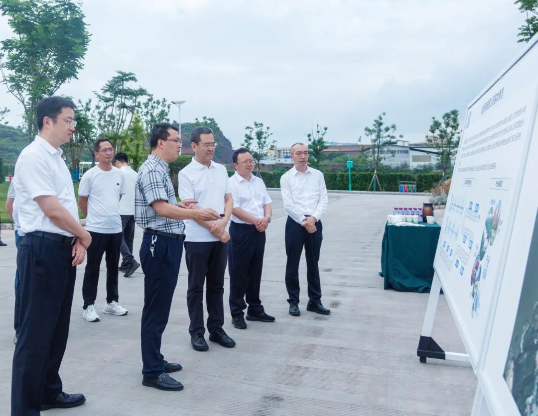 省国资委党委书记、主任冯文生赴宜宾调研国企改革深化提升行动工作并主持召开片区座谈会