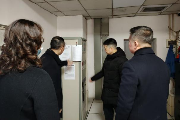 省尊龙凯时集团党委书记、董事长游勇检查督导春节安全生产并看望慰问干部员工